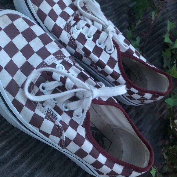 Vans - Picture 3 of 3